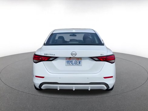 Used 2024 Nissan Sentra SV image 12