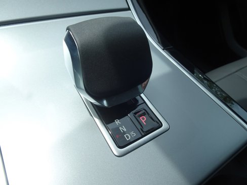Certified 2025 Land Rover Range Rover Velar S image 22
