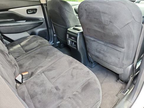 Used 2019 Nissan Murano S image 14