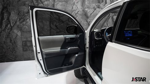 Used 2022 Toyota Tacoma SR5 image 4