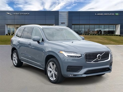 Used 2022 Volvo XC90 T6 Momentum image 4
