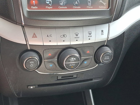 Used 2018 Dodge Journey GT image 16