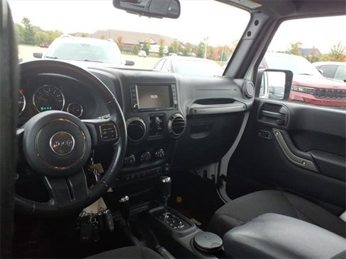 Used 2018 Jeep Wrangler Unlimited Sport S image 8