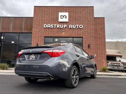 Used 2016 Toyota Corolla S Premium image 4