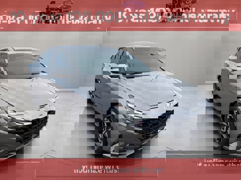 Used 2023 Hyundai Elantra Limited image 7