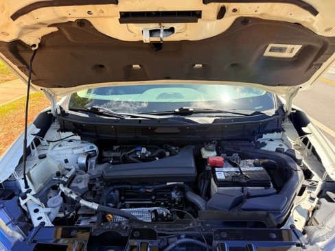 Used 2016 Nissan Rogue SL image 19