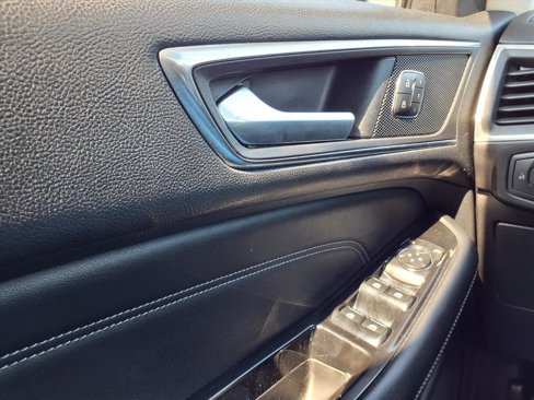 Used 2016 Ford Edge Titanium w/ Equipment Group 302A image 22