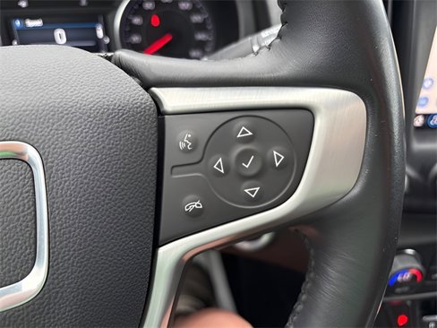 Used 2018 GMC Terrain SLE w/ Driver Convenience Package image 11
