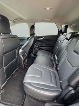 Used 2018 Ford Edge Titanium image 9