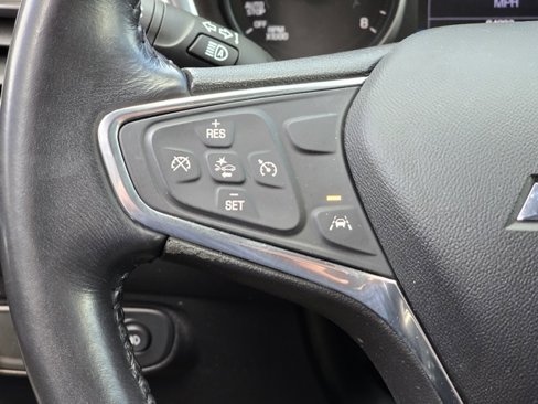 Used 2020 Chevrolet Equinox LT image 25