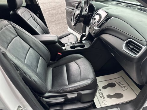 Used 2020 Chevrolet Equinox Premier w/ Premier Redline Edition image 20