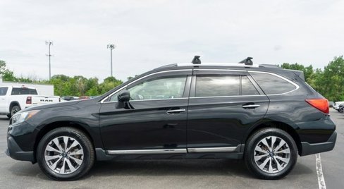 Used 2019 Subaru Outback 3.6R Touring w/ Popular Package #3A image 9