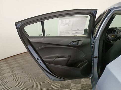 Used 2017 Chevrolet Cruze LS image 31