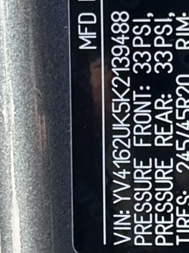 Used 2019 Volvo XC40 T5 Momentum image 33