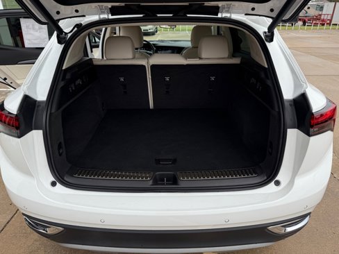 Certified 2021 Buick Envision Essence w/ Technology Package I image 13