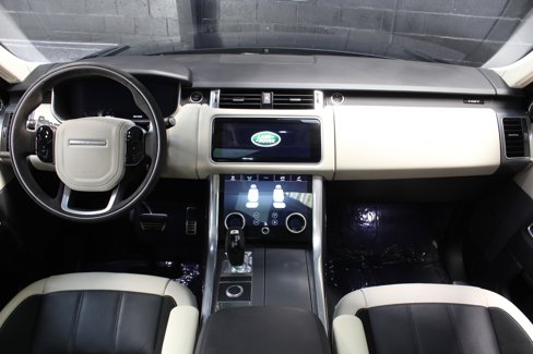Used 2020 Land Rover Range Rover Sport HST image 18