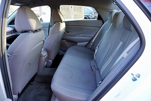 Certified 2024 Hyundai Elantra SEL image 15