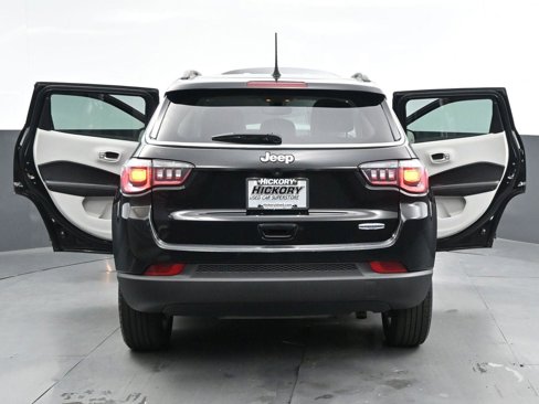 Used 2019 Jeep Compass Latitude w/ Popular Equipment Group image 36