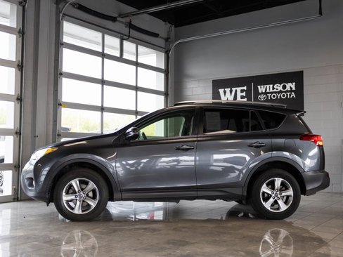 Used 2015 Toyota RAV4 XLE image 1