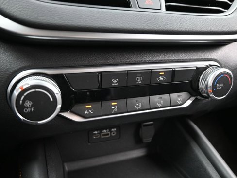 Used 2022 Nissan Altima 2.5 SR image 16