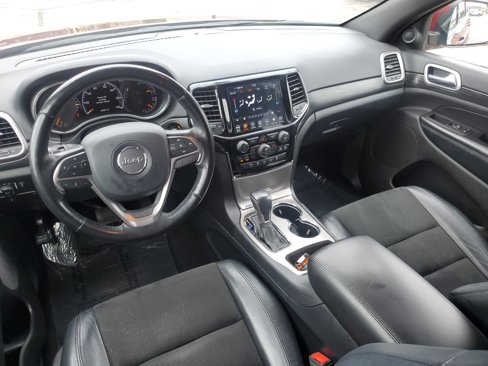 Used 2020 Jeep Grand Cherokee Altitude image 24