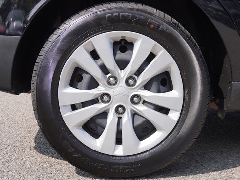 Used 2022 Kia Soul LX image 18