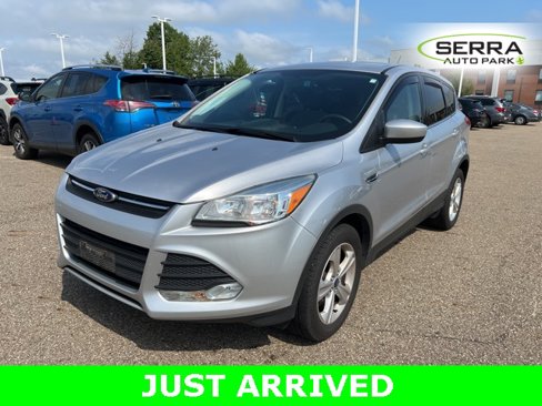 Used 2015 Ford Escape SE image 1