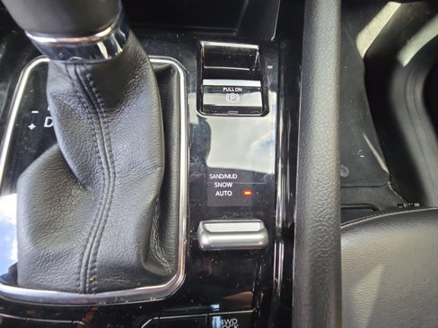 Used 2023 Jeep Compass Altitude image 14