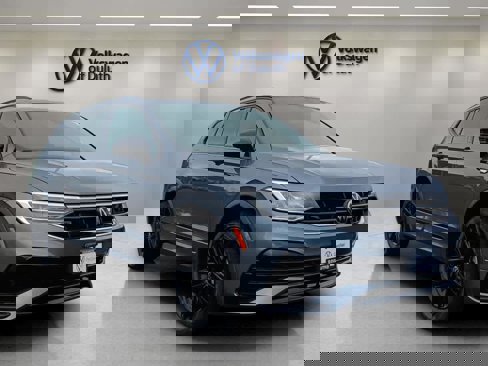 Certified 2022 Volkswagen Tiguan SE R-Line image 7