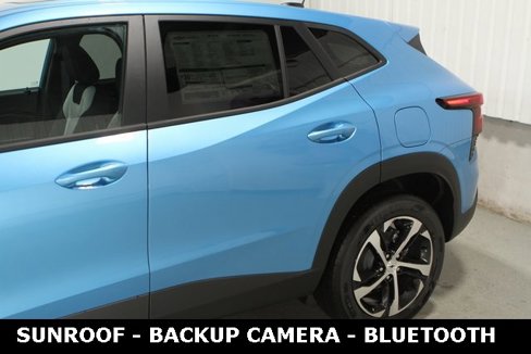 New 2026 Chevrolet Trax RS w/ Sunroof Package image 10
