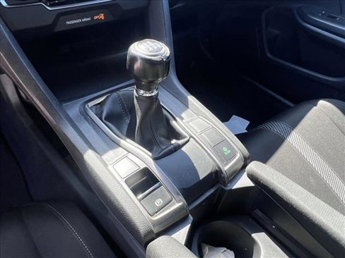 Used 2018 Honda Civic Sport image 12