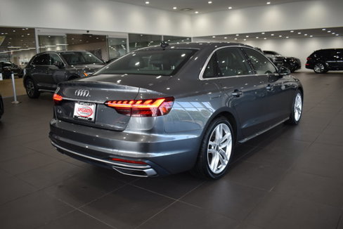 Used 2022 Audi A4 2.0T Premium Plus image 11