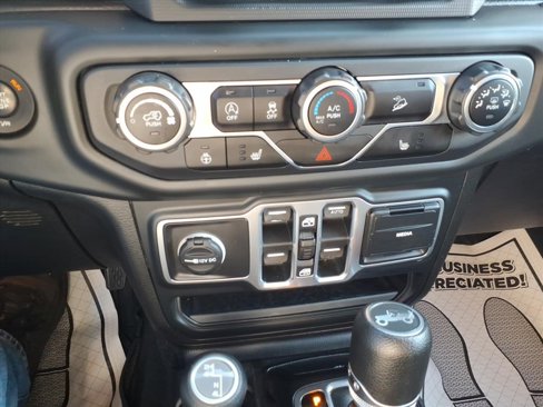 Used 2018 Jeep Wrangler Unlimited Sport S image 15