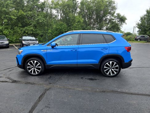 Used 2022 Volkswagen Taos SE image 4