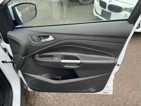 Used 2013 Ford Escape SE image 13