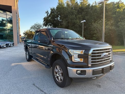 Used 2015 Ford F150 XLT w/ Equipment Group 302A Luxury image 8