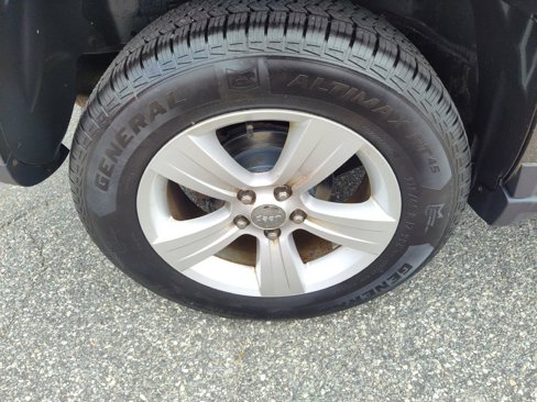 Used 2015 Jeep Compass High Altitude image 10