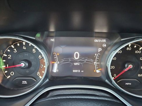 Used 2019 Jeep Compass Latitude w/ Popular Equipment Group image 11