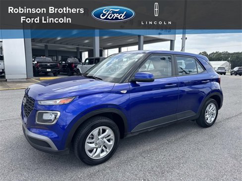 Used 2023 Hyundai Venue SE image 1