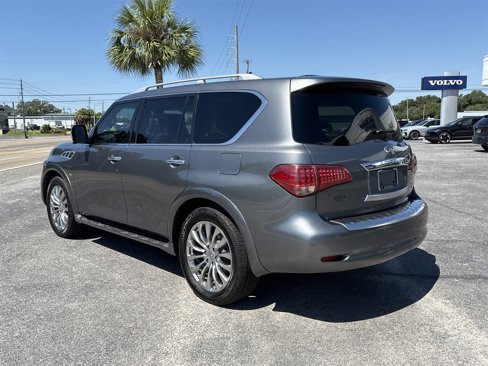 Used 2017 INFINITI QX80 2WD w/ Deluxe Technology Package image 3