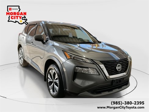 Used 2021 Nissan Rogue SV image 1