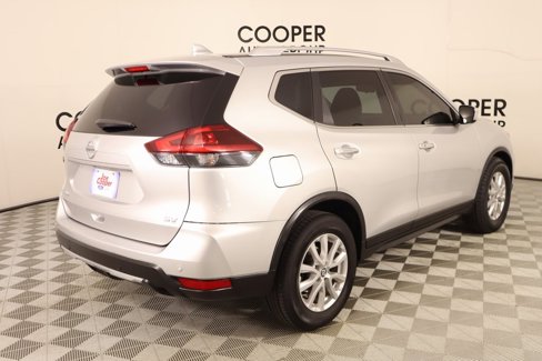 Used 2020 Nissan Rogue SV image 20