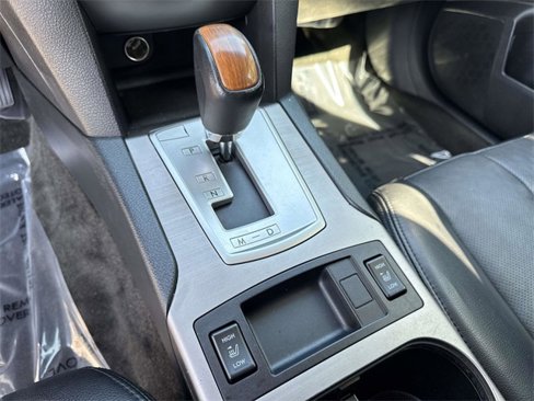 Used 2013 Subaru Outback 2.5i Limited image 27