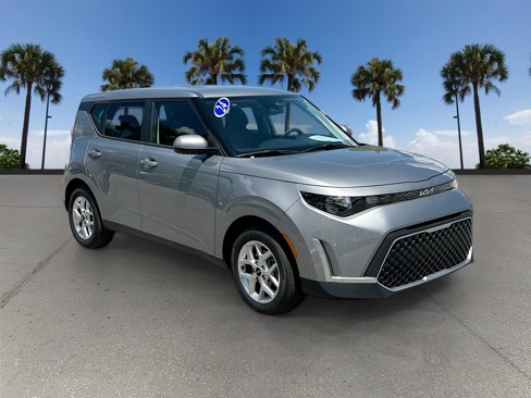 Used 2024 Kia Soul LX w/ Option Group 015 image 3
