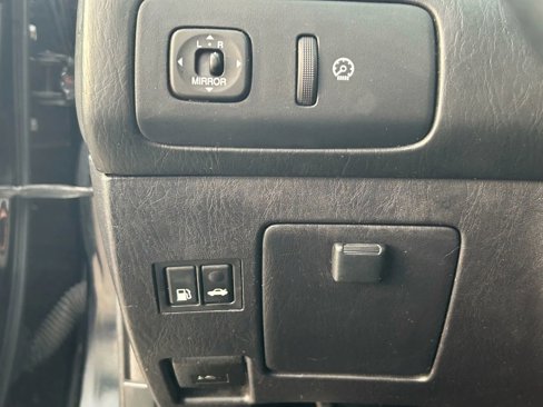 Used 2005 Lexus ES 330 image 24
