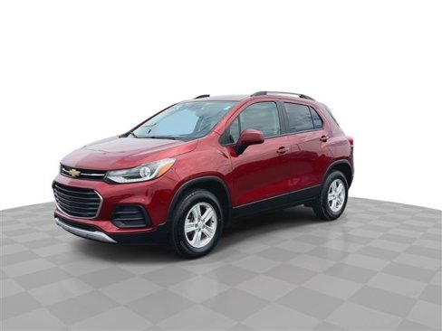 Certified 2022 Chevrolet Trax LT w/ LT Convenience Package image 5