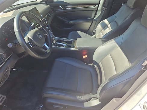 Certified 2018 Honda Accord Sport image 25