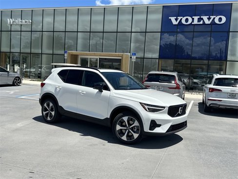 New 2026 Volvo XC40 B4 Plus w/ Protection Package Premier image 1