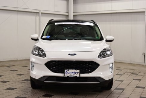 Used 2020 Ford Escape Titanium w/ Titanium Premium Package 2.0 image 2