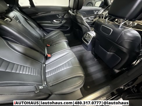 Used 2019 Mercedes-Benz S 560 Sedan image 24